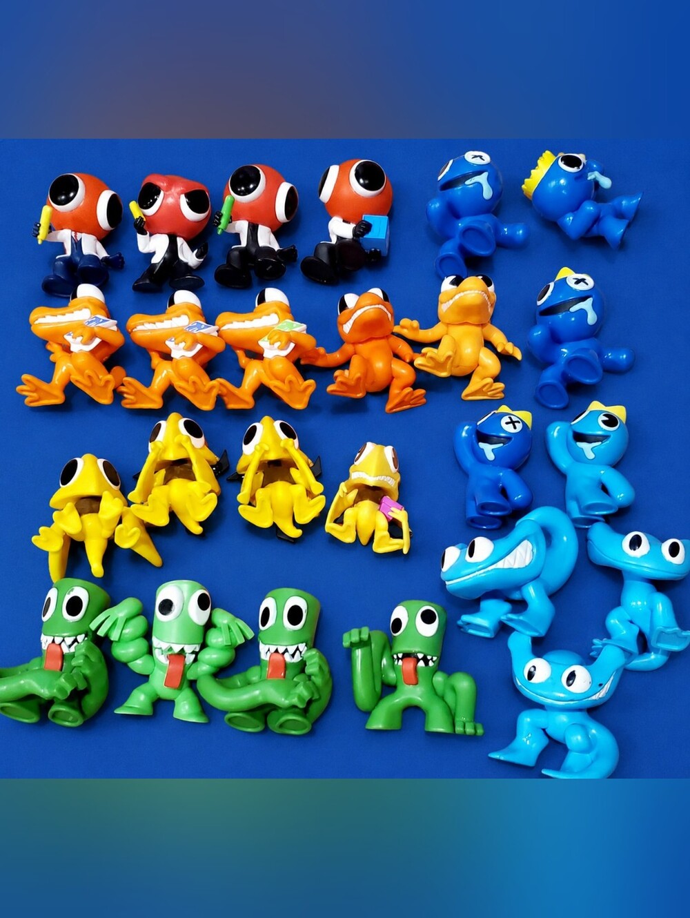 Roblox Bundle Rainbow Friends Mini Figures